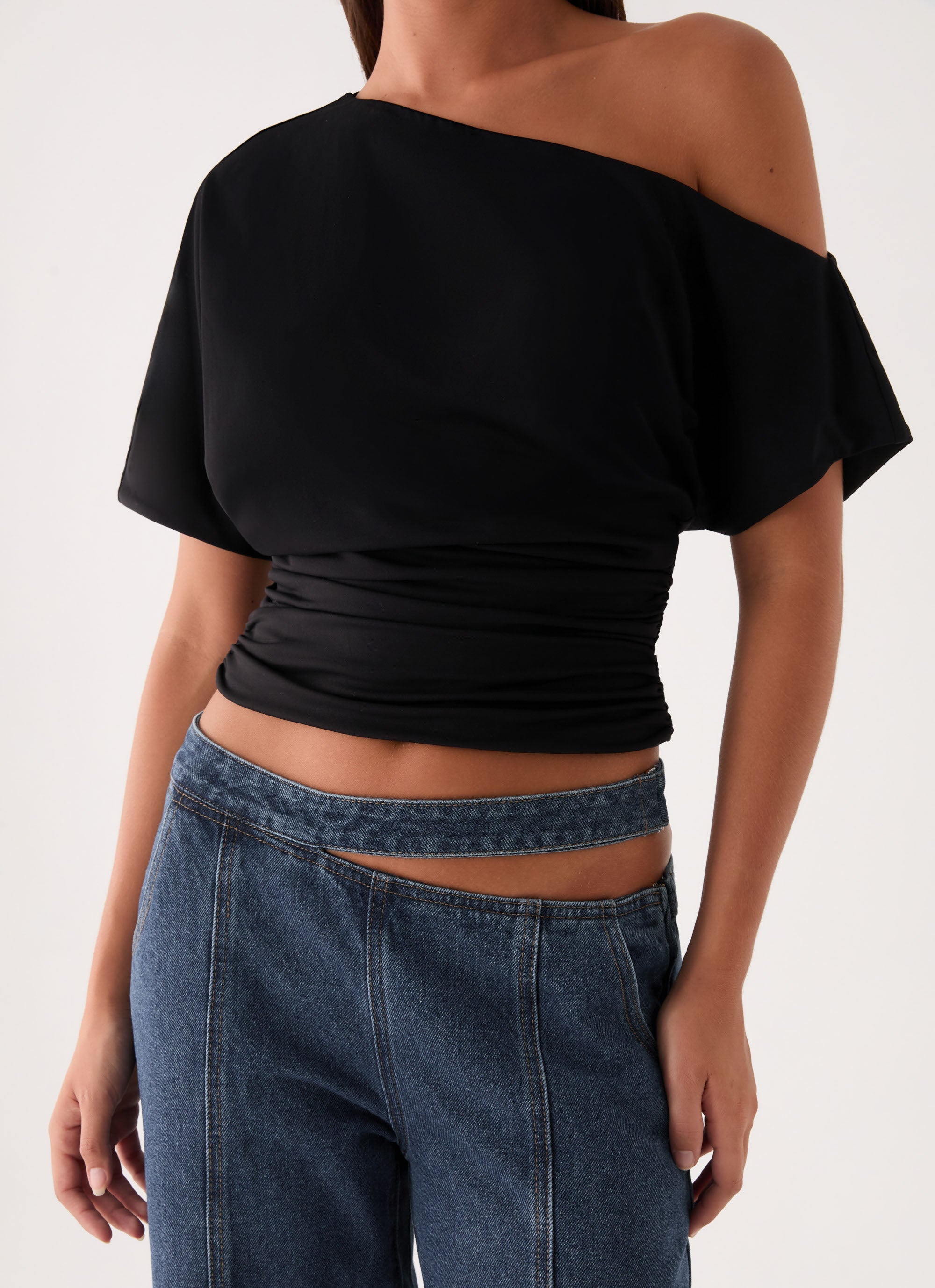 Janni Off Shoulder Top - Black