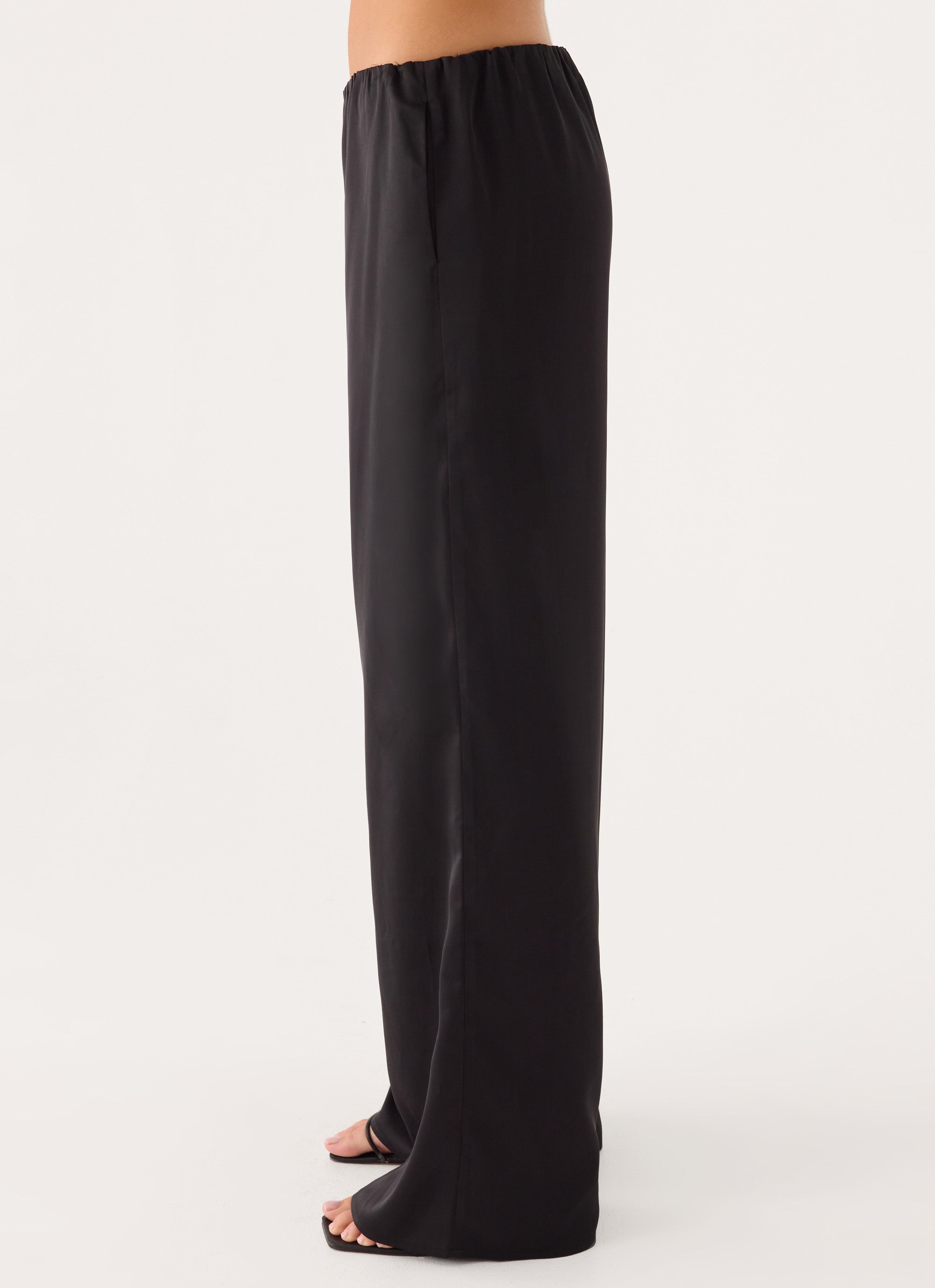 Zoeyy Satin Pant - Black